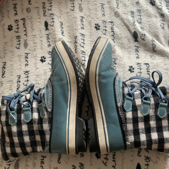 Vintage Sketchers thinsulate woman’s boots size 8 “one of a kind” - Picture 16 of 16